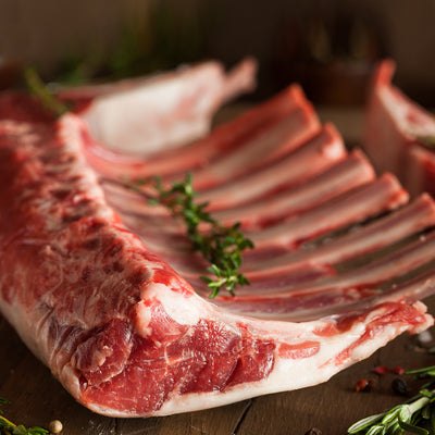 Buy the best lamb chops at Kolikof, recommended by fine chefs.