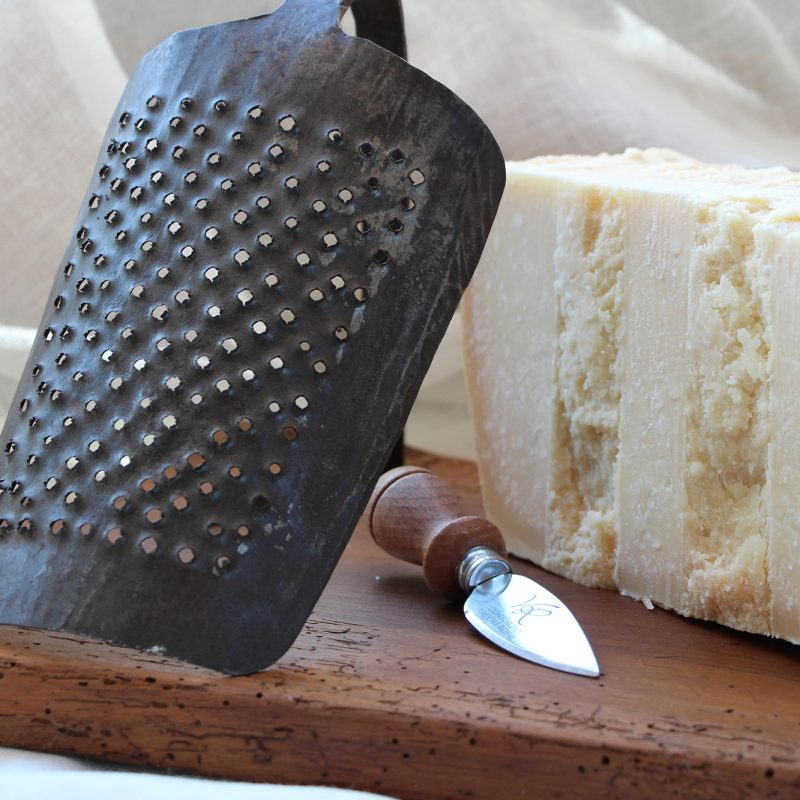 Parmigiano-Reggiano - Queso Vacche Rossa–Envejecido entre 24 y 40 meses