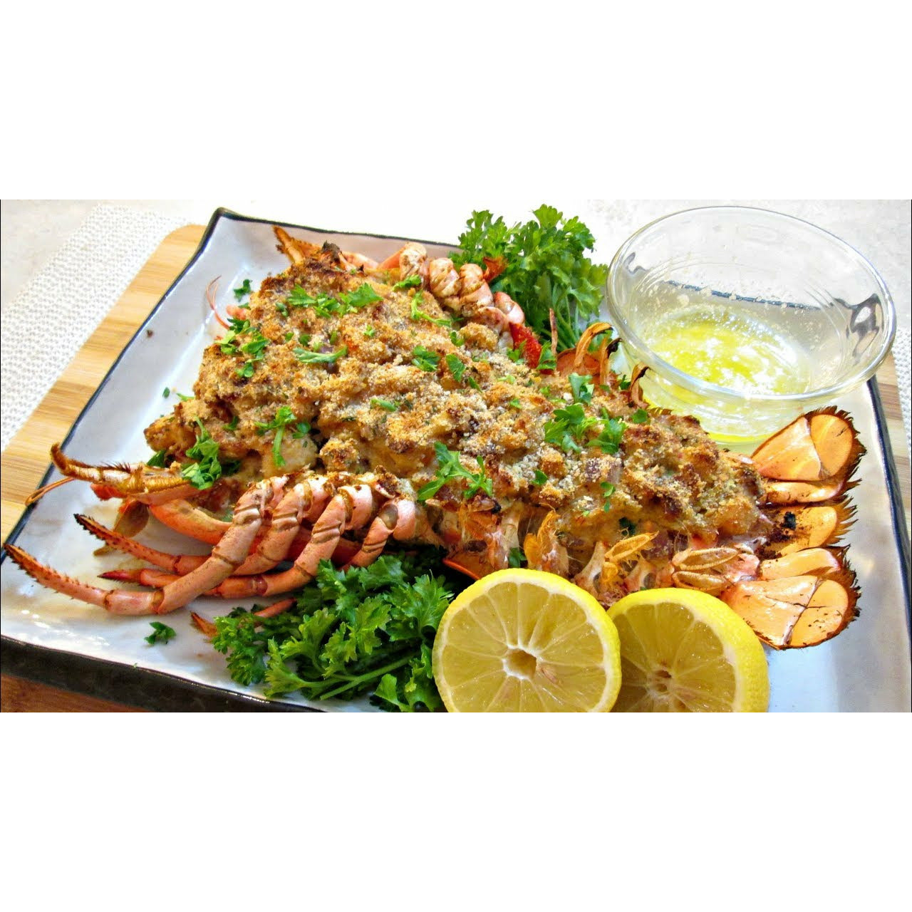 Baked Crabmeat Stuffed Maine Lobster (2lbs)