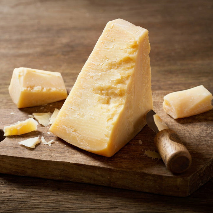 Parmigiano-Reggiano - Queso Vacche Rossa–Envejecido entre 24 y 40 meses